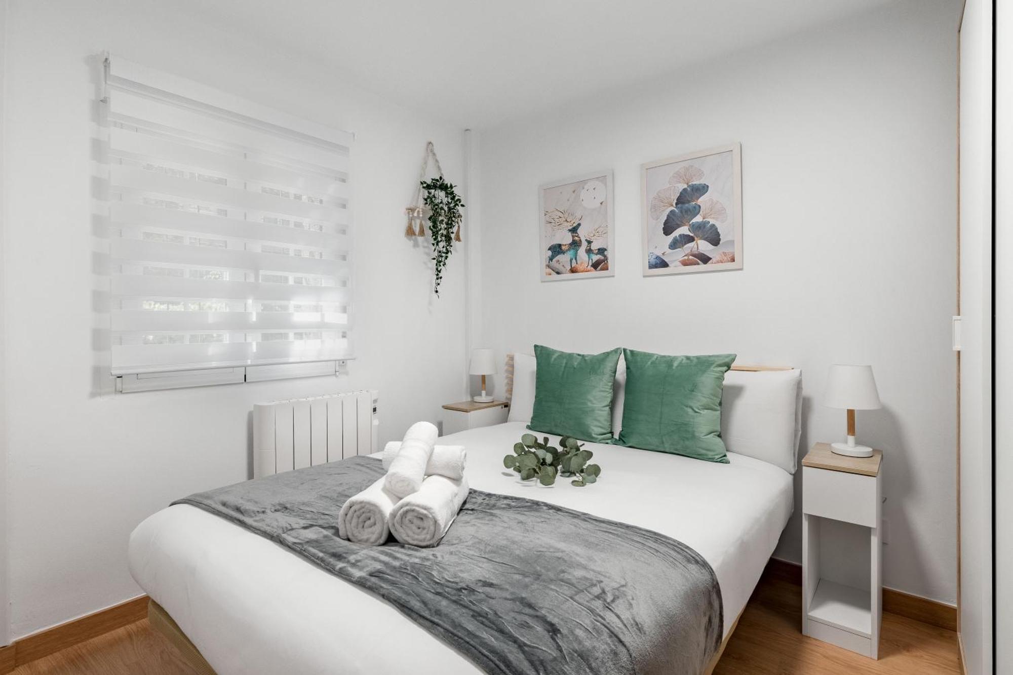 Charming Madrid Comillas Εξωτερικό φωτογραφία
