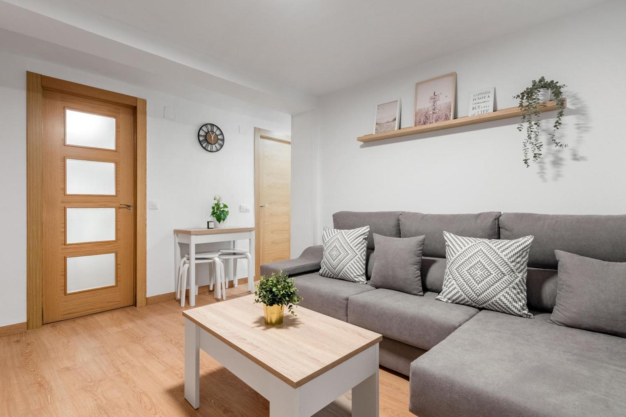Charming Madrid Comillas Εξωτερικό φωτογραφία